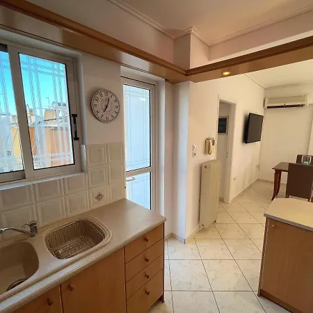 Dina's Top-floor