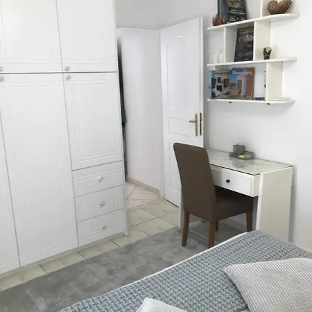 Apartment Dina's Top-floor Athens