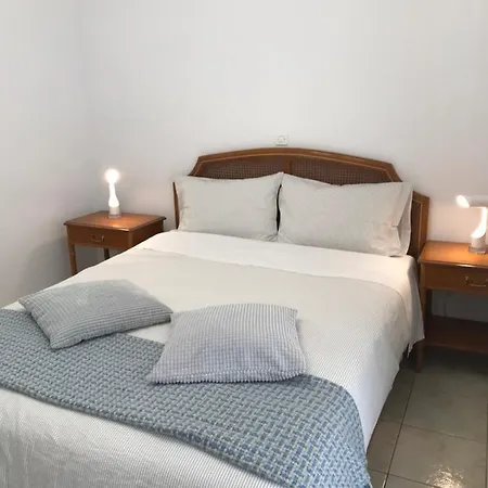 Dina's Top-floor Apartment Athens